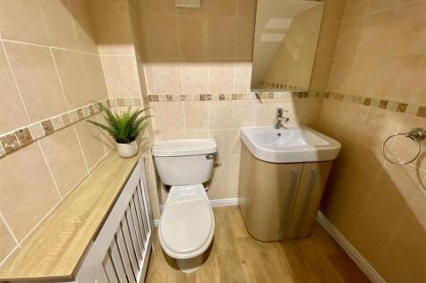 Bramleys Estate Agents - Sands Lane - Mirfield (31