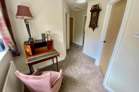 Bramleys Estate Agents - Sands Lane - Mirfield (46