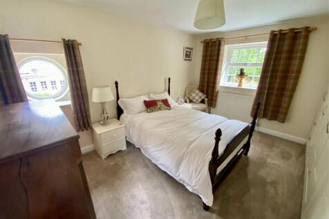Bramleys Estate Agents - Sands Lane - Mirfield (42