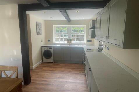 2B Sands Lane 6.jpg