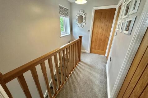 Bramleys Estate Agents - Park Avenue - Liversedge 