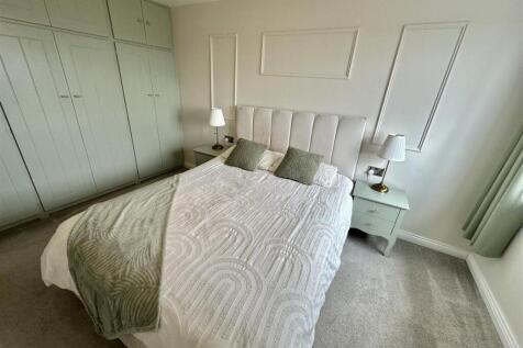 Bramleys Estate Agents - Park Avenue - Liversedge 