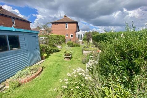Bramleys Estate Agents - Scopsley Lane - Mirfield 