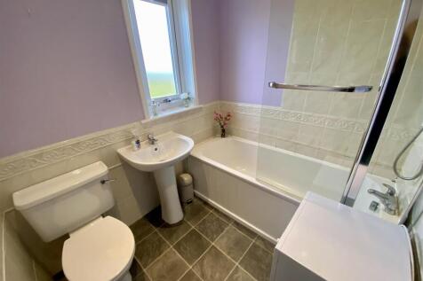 Bramleys Estate Agents - Scopsley Lane - Mirfield 
