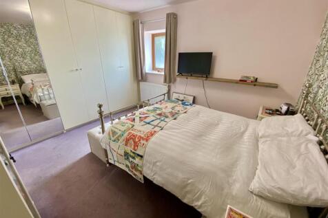 Bramleys Estate Agents - The Orchards - Bellstring