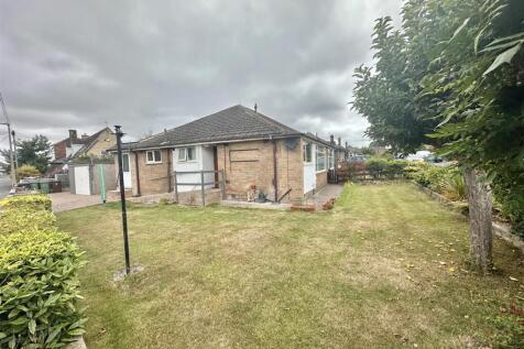 Bramleys Estate Agents - Robyn Royd Avenue - Mirfi