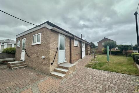 Bramleys Estate Agents - Robyn Royd Avenue - Mirfi
