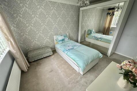 Bramleys Estate Agents - Pennine Road - Earlsheato