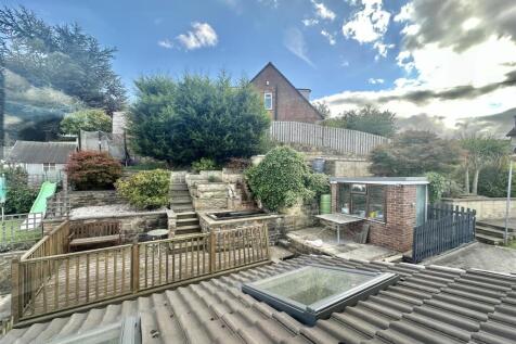 Bramleys Estate Agents - Enfield Drive - Batley (4
