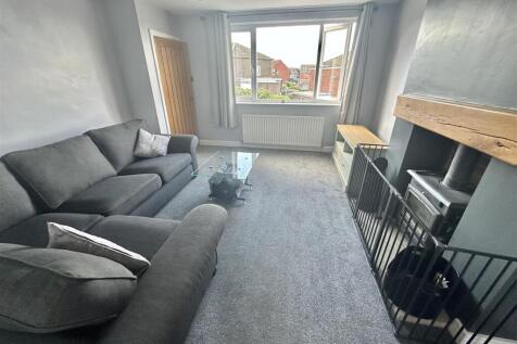 Bramleys Estate Agents - Enfield Drive - Batley (4
