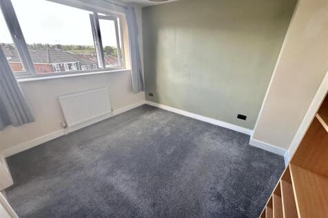 Bramleys Estate Agents - Enfield Drive - Batley (3