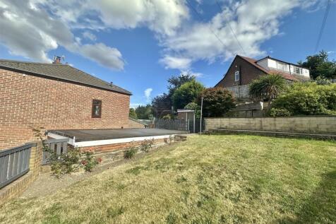 Bramleys Estate Agents - Enfield Drive - Batley (6