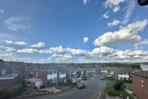 Bramleys Estate Agents - Enfield Drive - Batley (4