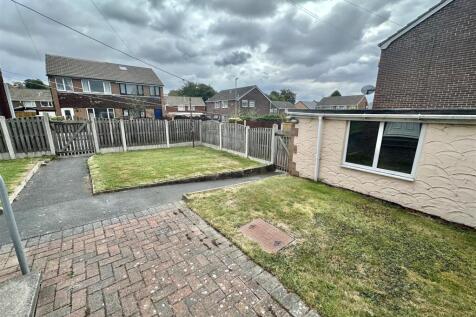 Bramleys Estate Agent - Crown Close - Dewsbury (16