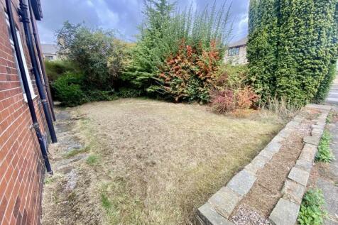 Bramleys Estate Agents - Meadow Bank Crescent - Mi