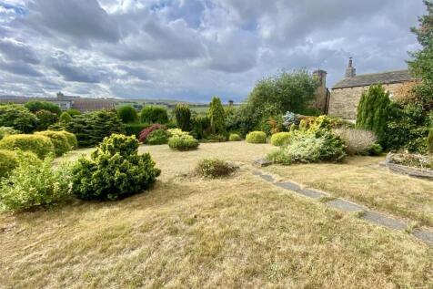 Bramleys Estate Agents - Meadow Bank Crescent - Mi
