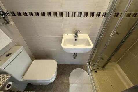 Bramleys Estate Agents - Norman Road - Mirfield (3