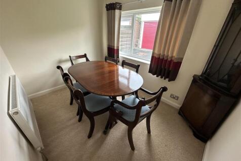 Bramleys Estate Agents - Norman Road - Mirfield (3