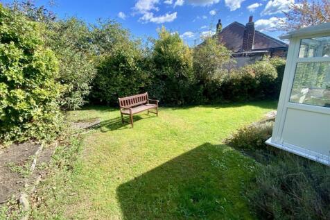 Bramleys Estate Agents - Hepworth Drive - Mirfield