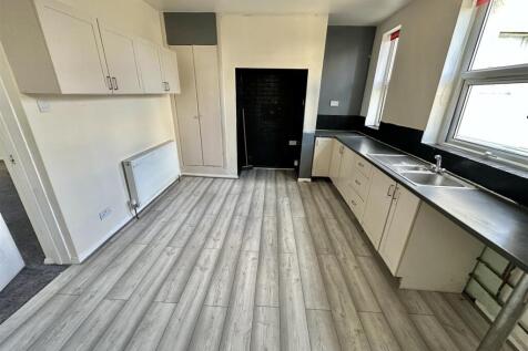 Bramleys Estate Agents - Kaye Street - Heckmondwik