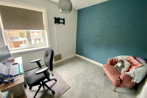 Bramleys Estate Agents - Huddersfield Road - Mirfi