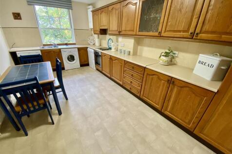 Bramleys Estate Agents - Cote Wall Mews - Mirfield