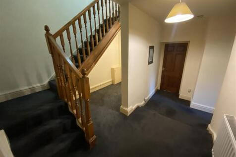 Bramleys Estate Agents - Cote Wall Mews - Mirfield