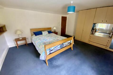 Bramleys Estate Agents - Cote Wall Mews - Mirfield