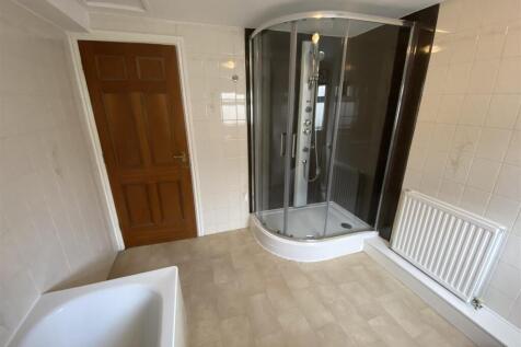 Bramleys Estate Agents - Cote Wall Mews - Mirfield