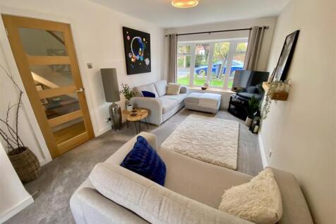 Bramleys Estate Agents - Fernhurst Road - Mirfield