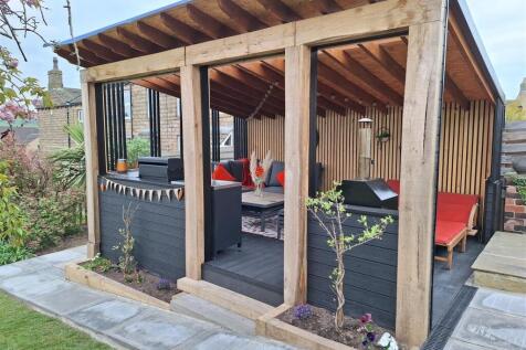 128 Nab Lane - 8.jpg