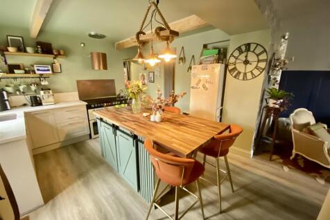 Bramleys Estate Agents - Knowles Hill Road - Dewsb