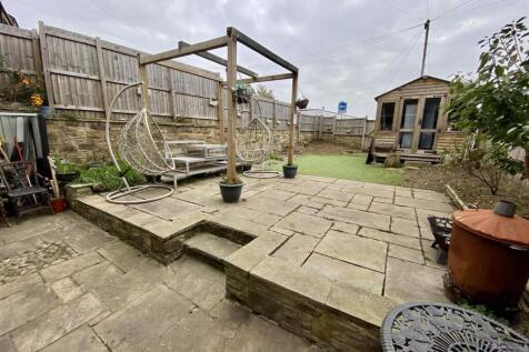 Bramleys Estate Agents - Knowles Hill Road - Dewsb