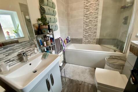 Bramleys Estate Agents - Knowles Hill Road - Dewsb