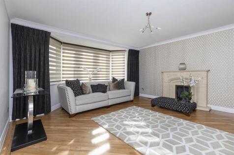 Bramleys Estate Agents - Crow Lees Gardens (4).jpg