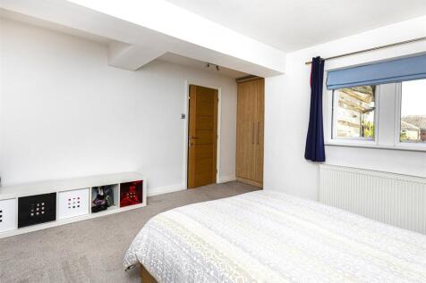 Bramleys Estate Agents - Crow Lees Gardens (28).jp