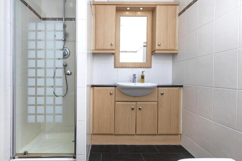 Bramleys Estate Agents - Crow Lees Gardens (34).jp