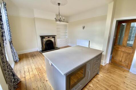 Bramleys Estate Agents - St Pauls Road - Mirfield 