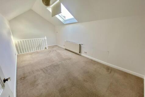 Bramleys Estate Agents - St Pauls Road - Mirfield 