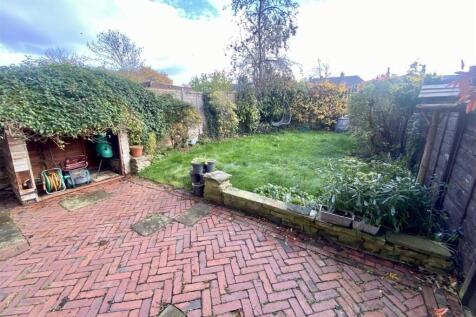 Bramleys Estate Agents - St Pauls Road - Mirfield 