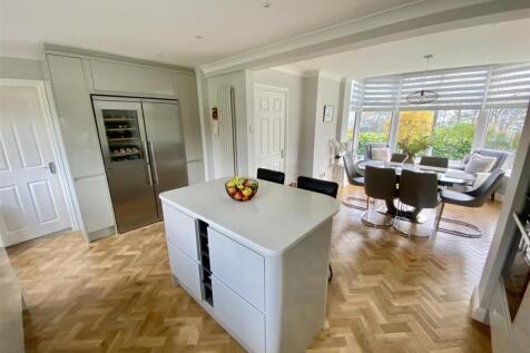 Bramleys Estate Agents - Whitley Road - Mirfield (