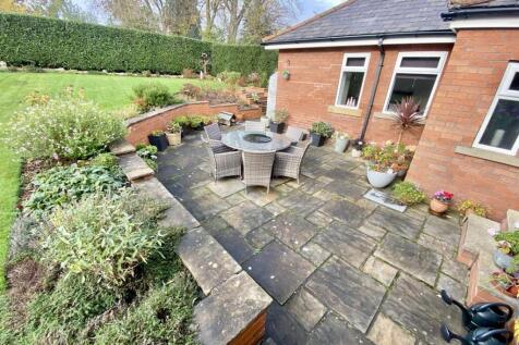 Bramleys Estate Agents - Whitley Road - Mirfield (