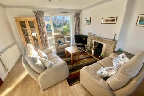 Bramleys Estate Agents - West Royd Avenue - Mirfie