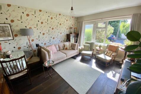Bramleys Estate Agents - Manor Park - Mirfield (20