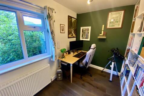 Bramleys Estate Agents - Manor Park - Mirfield (6)