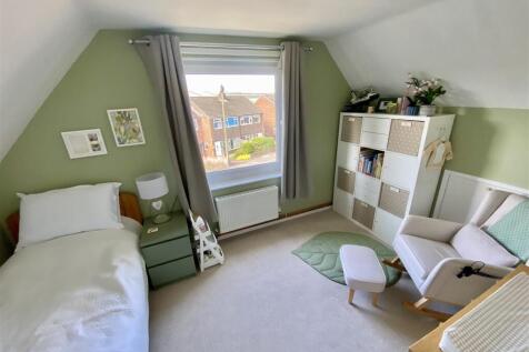 Bramleys Estate Agents - Manor Park - Mirfield (4)