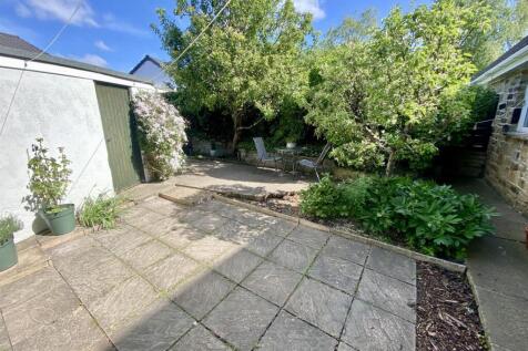Bramleys Estate Agents - Manor Park - Mirfield (24