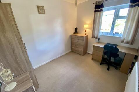 Bramleys Estate Agents - Wilson Avenue - Mirfield 