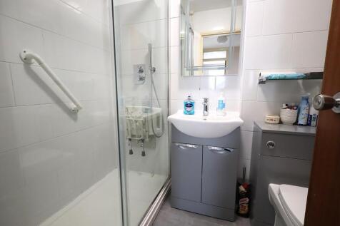 Re-fitted Shower Room