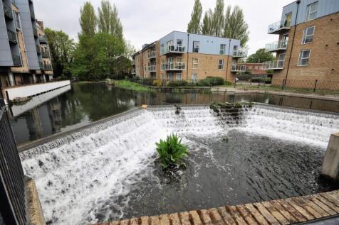 Weir